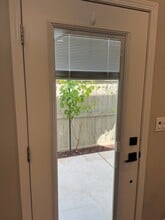 2216 1/2 Motta St in Woodland, CA - Foto de edificio - Building Photo