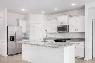 19963 W Palo Verde Dr in Litchfield Park, AZ - Building Photo - Building Photo