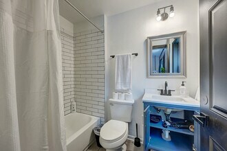 1925 N Prospect Ave, Unit ID1380025P in Milwaukee, WI - Foto de edificio - Building Photo