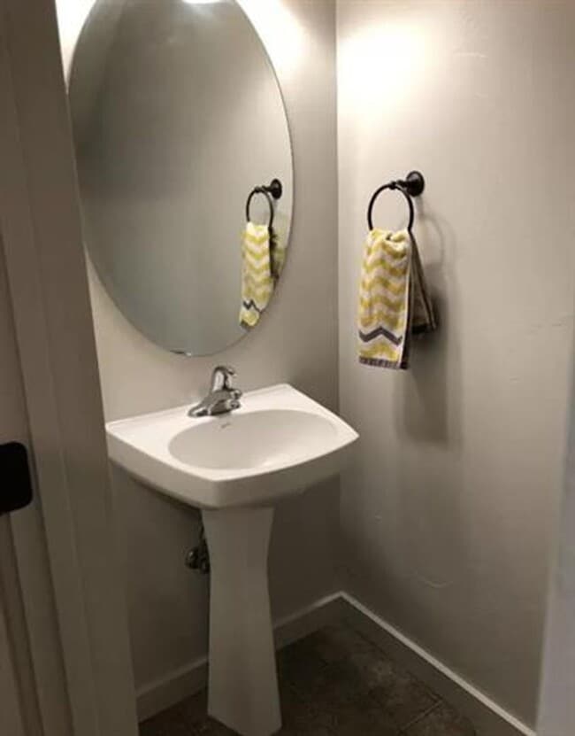 property at 941 Saxon Way