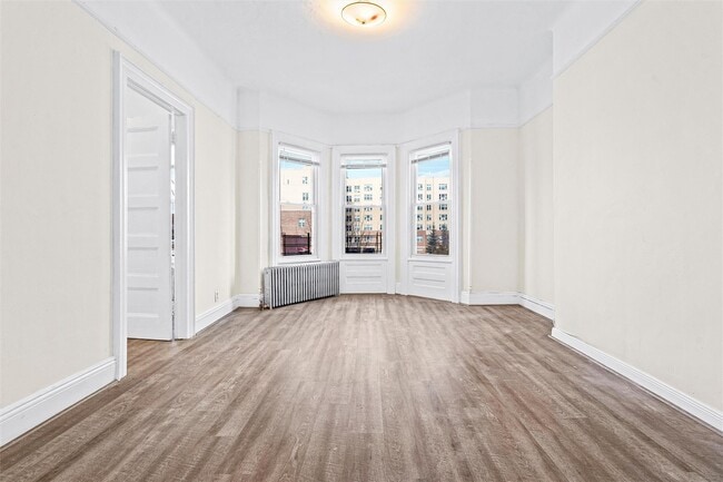 property at 2034 Newbold Ave