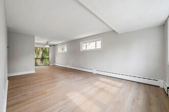 146 Windsor Dr in Pittsburgh, PA - Building Photo - Building Photo
