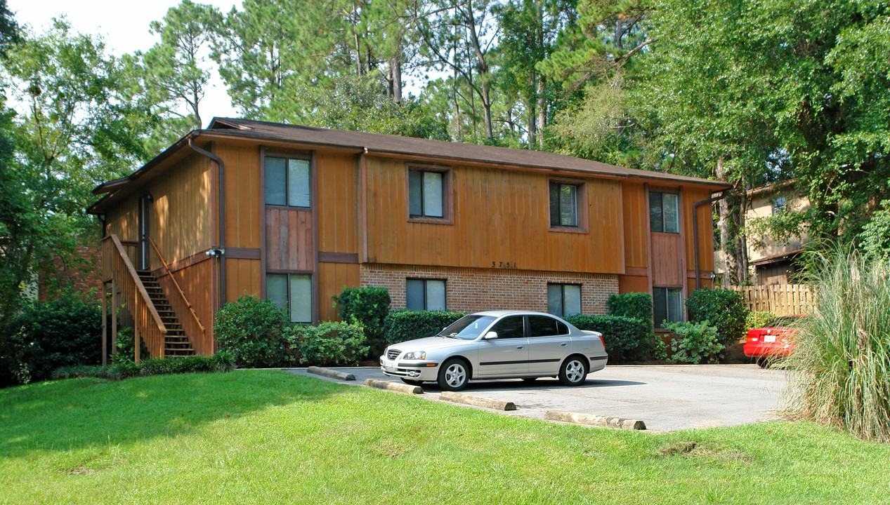 3751 Donovan Dr in Tallahassee, FL - Building Photo