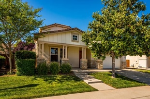 1689 Markdale Ln in Lincoln, CA - Building Photo