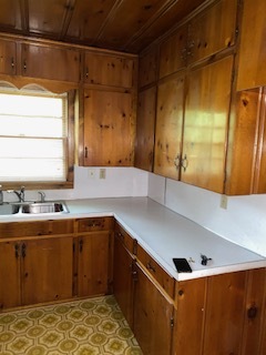 211 McDonald St in Smackover, AR - Building Photo - Building Photo
