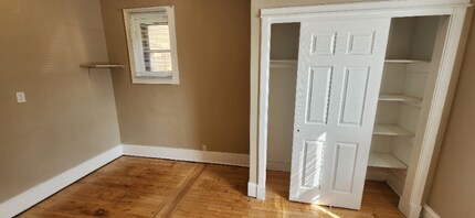 2582 N Stowell Ave in Milwaukee, WI - Building Photo - Building Photo