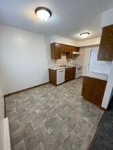 2227 Seaman Rd in Toledo, OH - Building Photo - Building Photo