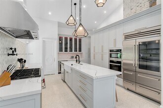 431 W Rivo Alto Dr in Miami Beach, FL - Building Photo - Building Photo