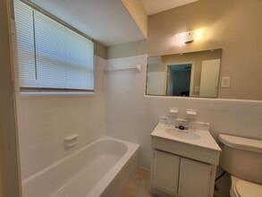 368 S Nachita Dr in Dallas, TX - Building Photo - Building Photo