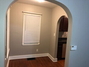 215 Melrose Ct in Iowa City, IA - Building Photo - Building Photo