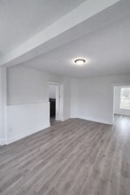 406 Garfield Ave in Wausau, WI - Foto de edificio - Building Photo