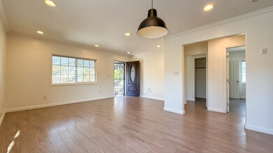 2820 Budau Ave in Los Angeles, CA - Building Photo - Building Photo
