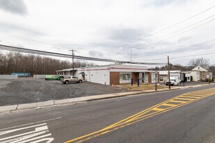 280 N Broad St in Doylestown, PA - Building Photo