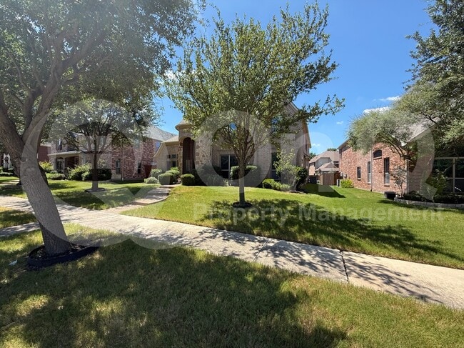 property at 7483 Hidden Cove Ln