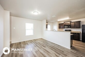 6726 Sabinal in San Antonio, TX - Building Photo - Building Photo