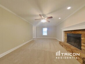 964 Taylors Farm Ct in Canton, GA - Building Photo - Building Photo