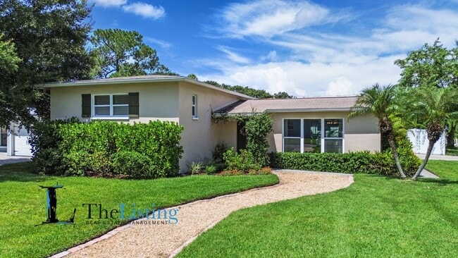 property at 4501 S Cortez Ave