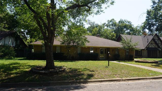 property at 2909 Kircaldy Ct