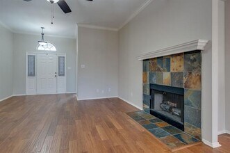 7317 Amber Dr in Watauga, TX - Building Photo - Building Photo