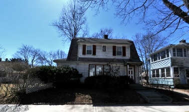 property at 38 Glen Rd