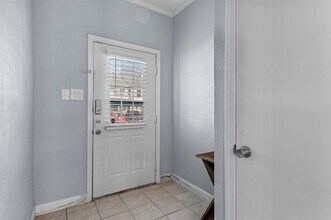 633 Carriagehouse Ln in Garland, TX - Foto de edificio - Building Photo