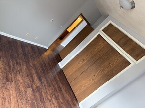 132 E Maple Ave, Unit Upstairs in Manlius, IL - Building Photo - Building Photo