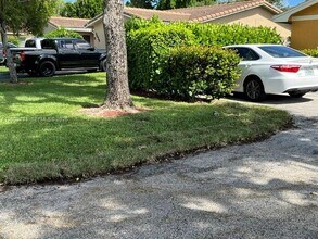 8444 NW 23rd Manor in Coral Springs, FL - Building Photo - Building Photo