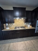 2310 W Tyler Ave in Visalia, CA - Building Photo - Building Photo