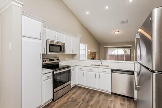 616 Charing Cross Ct in Lake Mary, FL - Building Photo - Building Photo