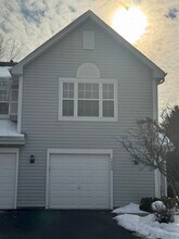 1349 Orleans Dr in Mundelein, IL - Building Photo - Building Photo