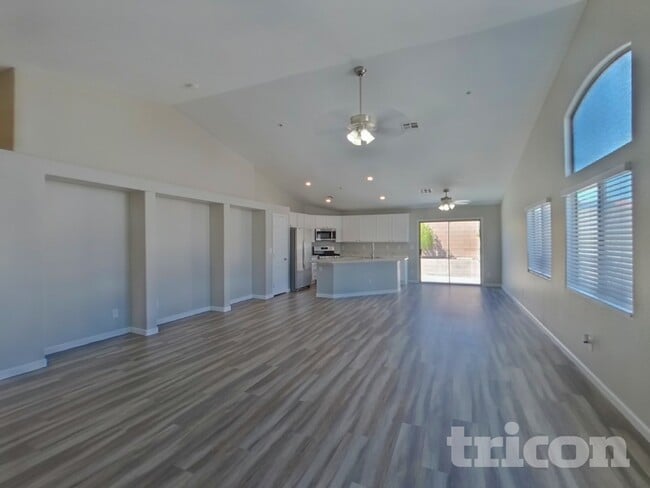 5737 N Copper Sun Ct in North Las Vegas, NV - Building Photo - Building Photo