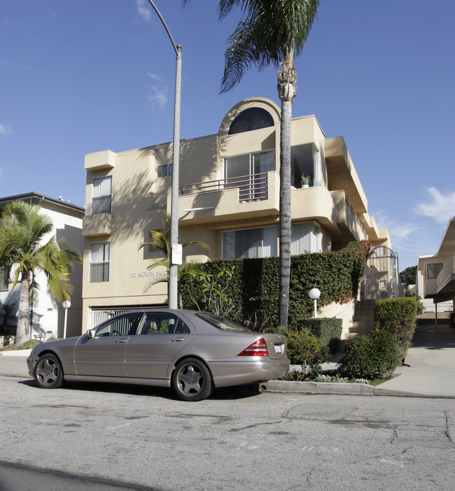 752 N Hudson Ave in Los Angeles, CA - Building Photo - Building Photo