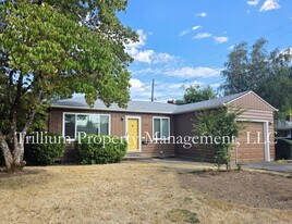 5114 SE 51st Ave in Portland, OR - Building Photo