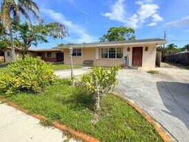 8350 Taft St in Pembroke Pines, FL - Building Photo