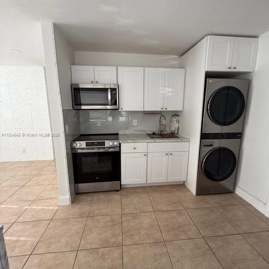 property at 512 NW 8th St