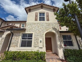 12445 NW 23rd Ct in Miami Shores, FL - Building Photo