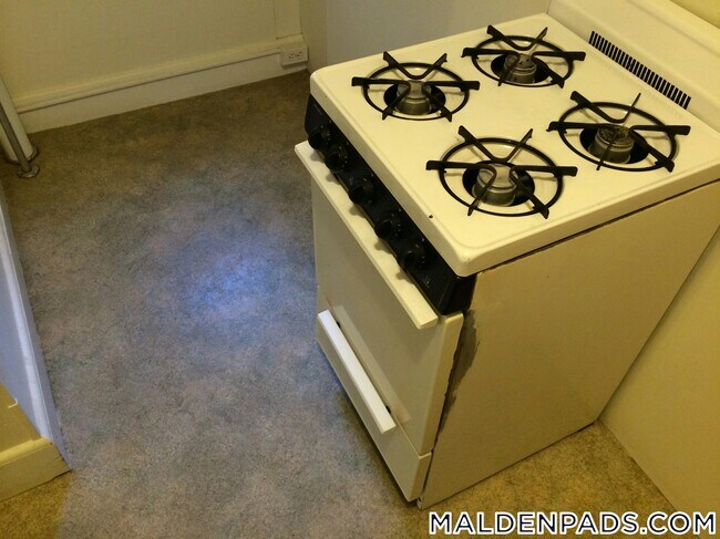 17-19 Washington St., Unit 408 in Malden, MA - Building Photo - Building Photo