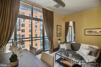 811 4th St NW in Washington, DC - Building Photo - Building Photo