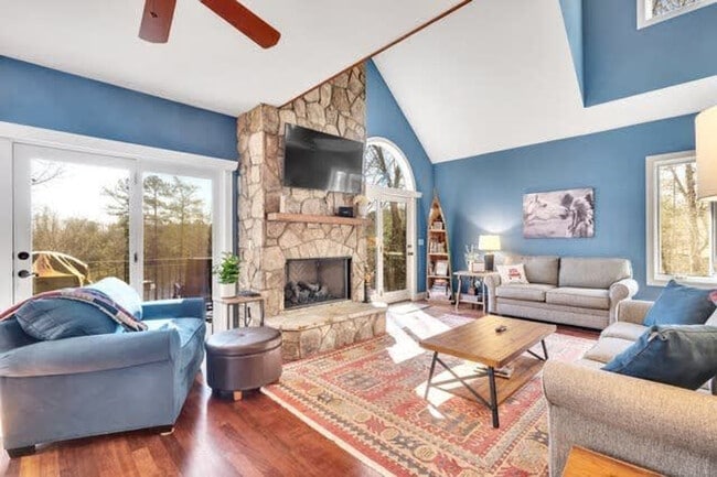 49 Indian Summer Ln in Mill Spring, NC - Building Photo - Building Photo