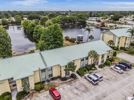 6125 113th St in Seminole, FL - Building Photo