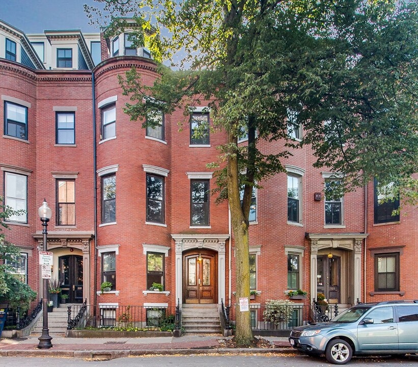 322 Shawmut Ave in Boston, MA - Building Photo