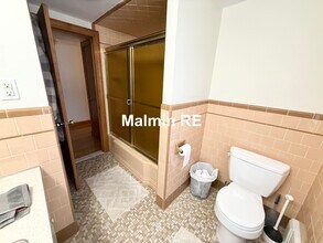 920 E 4th St, Unit 2 in Boston, MA - Building Photo - Building Photo