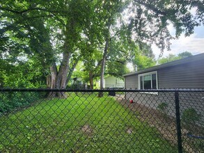 4582 Maiden Ln in Canandaigua, NY - Foto de edificio - Building Photo