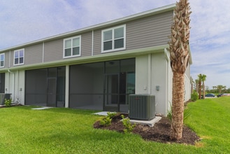 11699 Bluestone Ct in Parrish, FL - Foto de edificio - Building Photo
