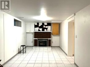 43 Maple Grove Ave in Richmond Hill, ON - Building Photo - Building Photo