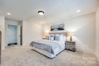 1233 Eastway Dr in Charlotte, NC - Building Photo - Building Photo