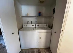 7300 W Pirates Cove Rd in Las Vegas, NV - Building Photo - Building Photo