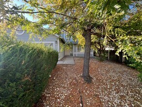 7640 Soft Winds Dr in Reno, NV - Building Photo - Building Photo