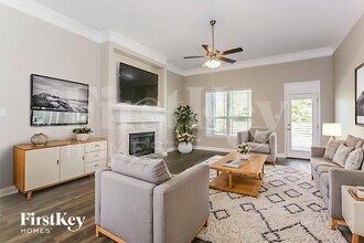 9923 Oaklawn Dr, Unit 01-108 in Mont Belvieu, TX - Building Photo - Building Photo