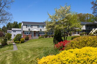 West Hill Apartments in Naugatuck, CT - Building Photo - Building Photo